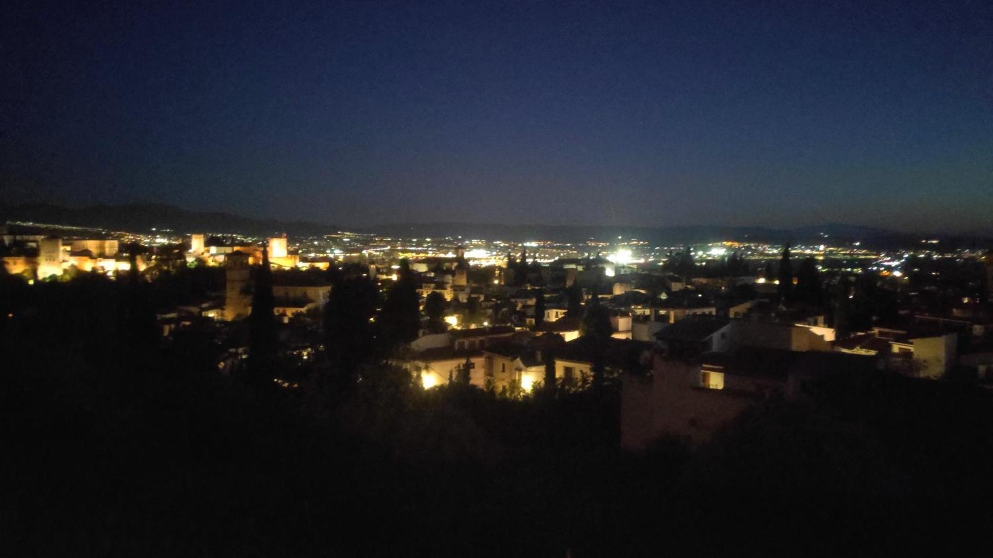 Apartamento Morente Suena La Alhambra *